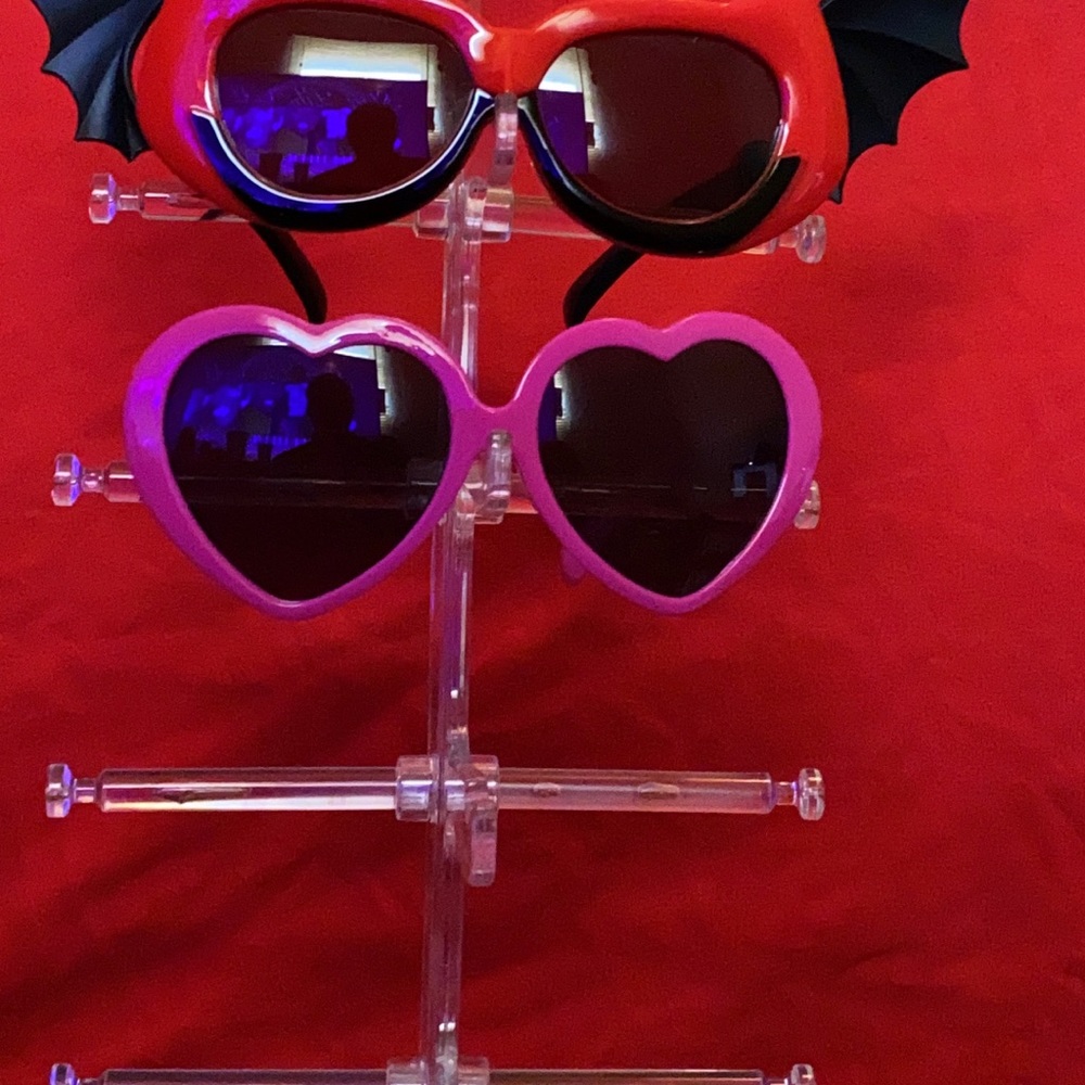 Sunglasses - Picture 5 of 6